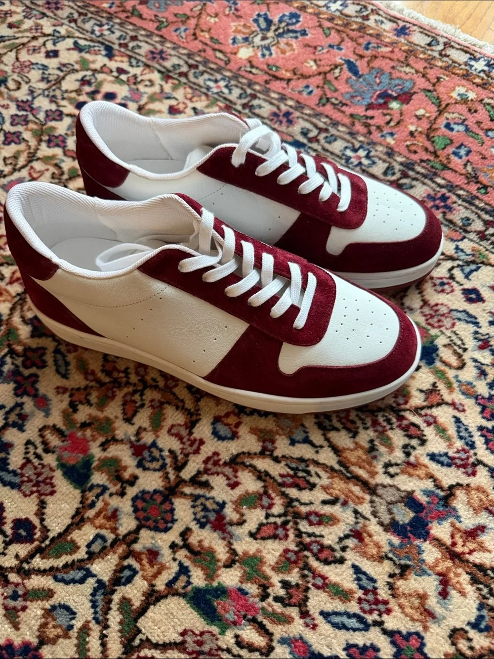 Paige Remy Sneaker in Burgundy/White Casual Lace-Up Sneakers NEW